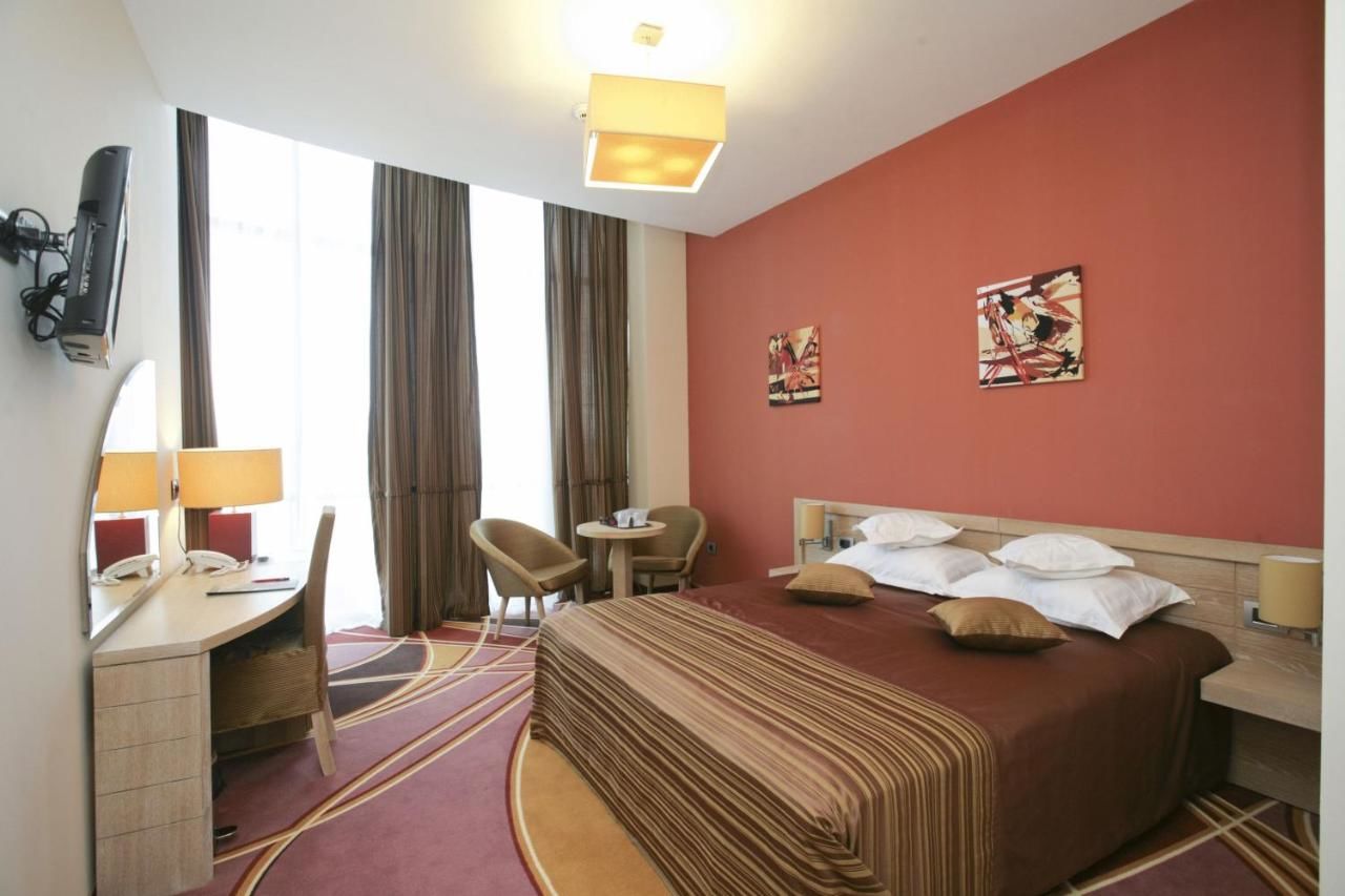 Отель BW Premier Collection Mari Vila Hotel Бухарест-28