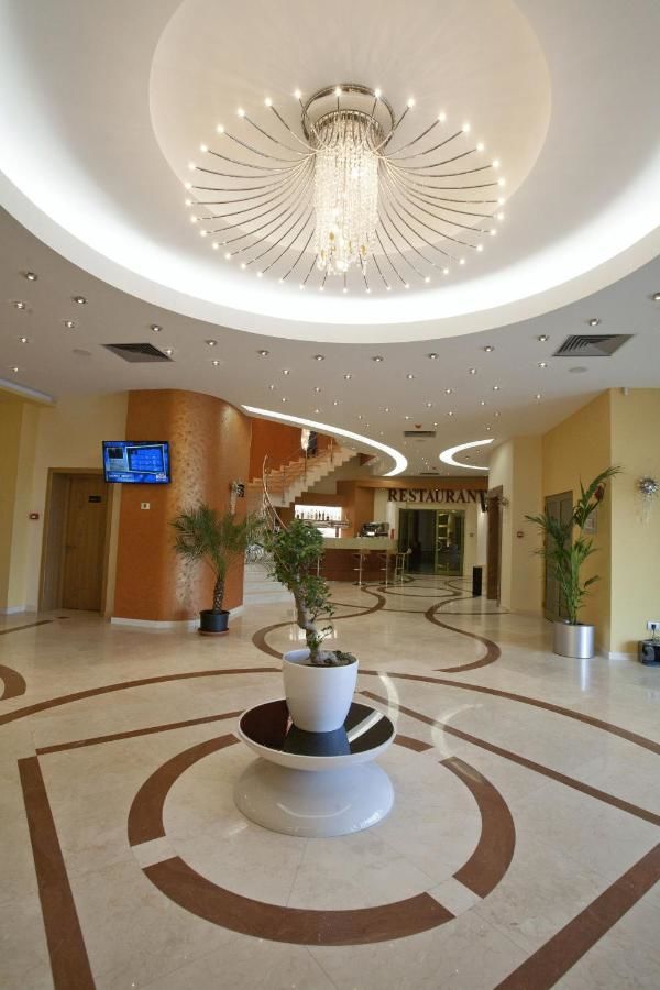 Отель BW Premier Collection Mari Vila Hotel Бухарест-35